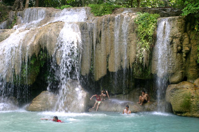 Морской национальный парк Тарутао в провинции Сатун - водопад Эраван