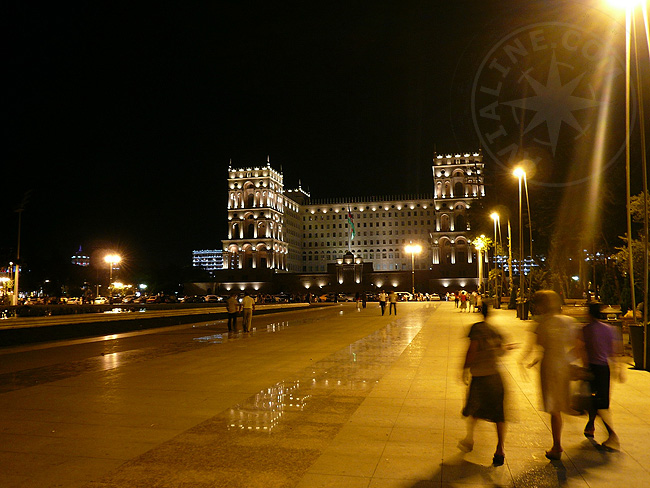 Ночной Баку - картинки