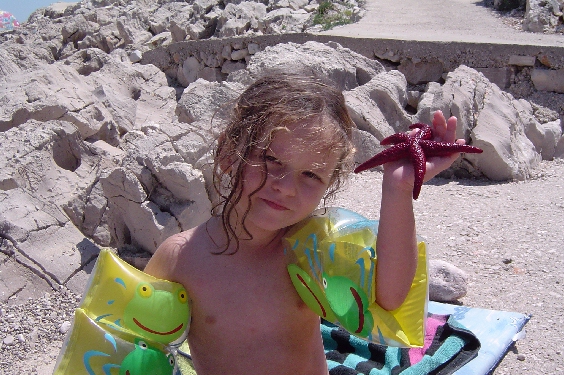 Хорватия, дети на пляже, фото