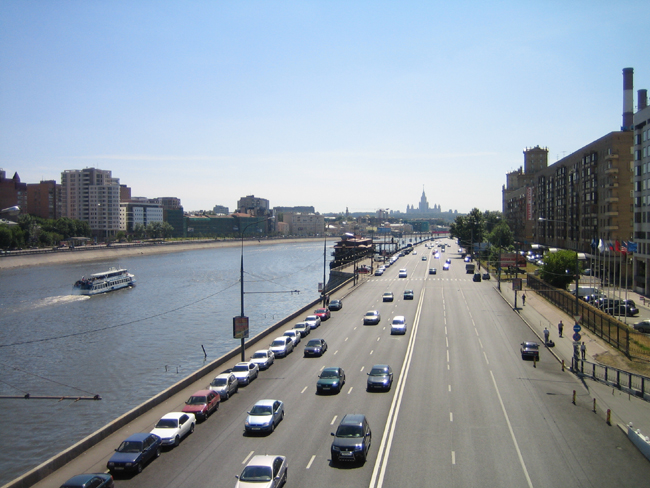 Мост на Киевском вокзале (фото Avialine.com)