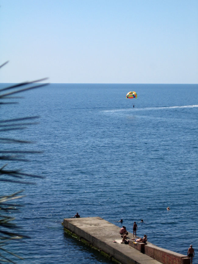 Алушта - берег моря 