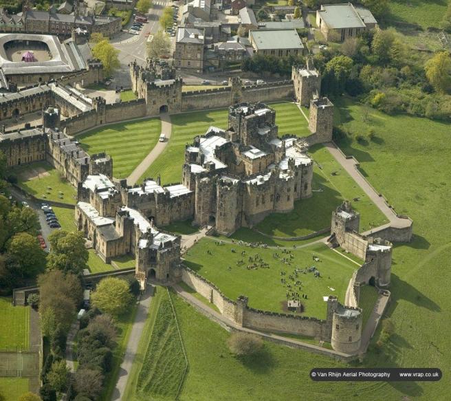 Великобритания - замок - Alnwick Castle, Northumberland