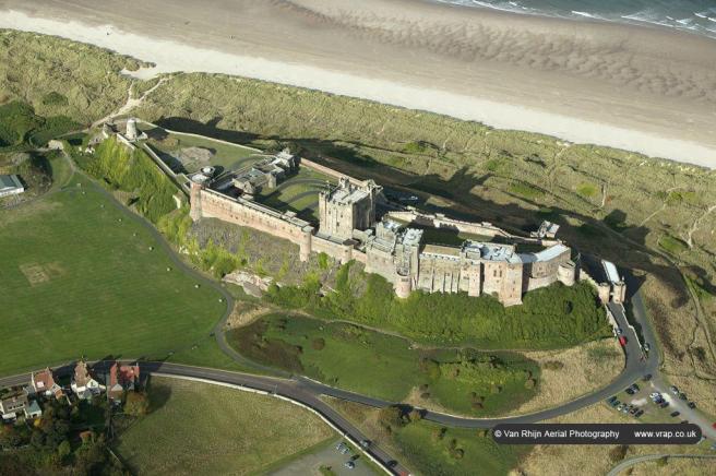 Великобритания - замок - Bamburgh Castle, Northumberland