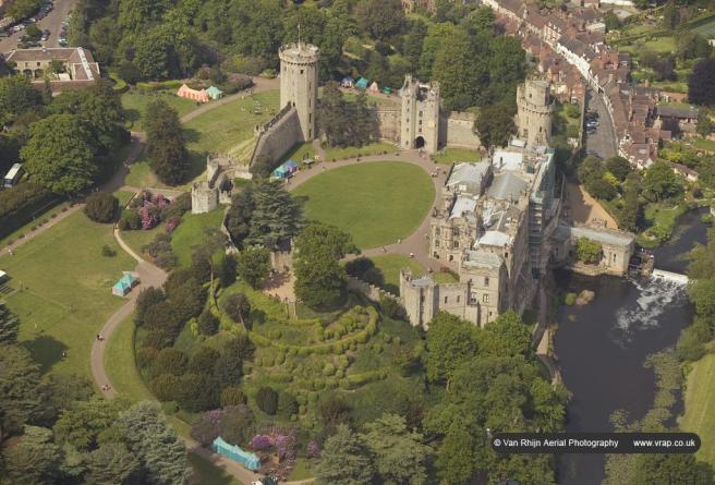 Великобритания - замок - Warwick Castle