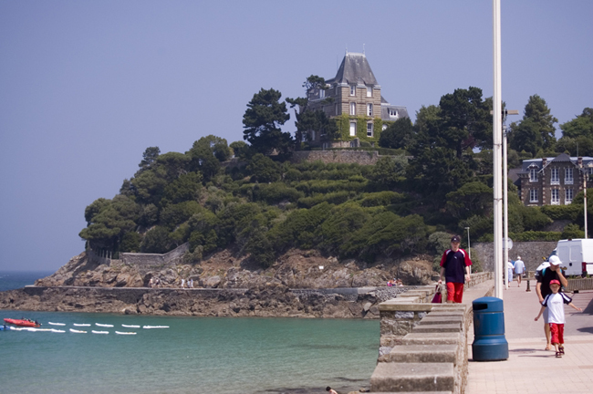 Динар (Dinard) – маленький рыбацкий городок