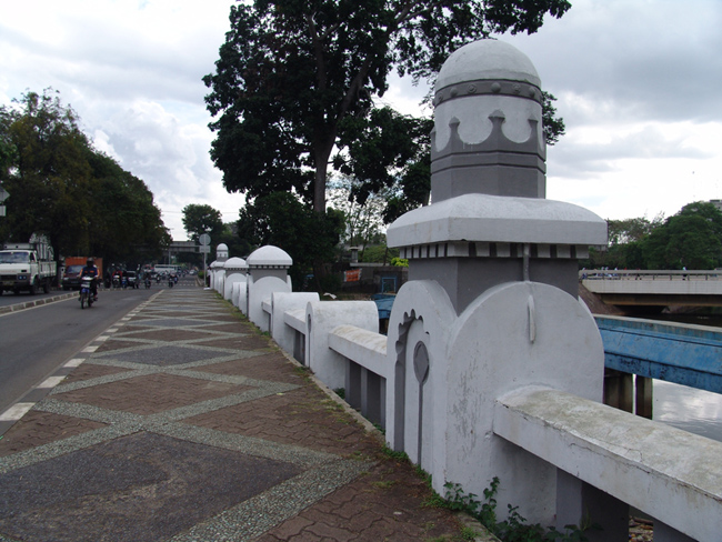 Джакарта - мост, фото flickr.com