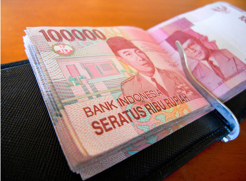 Индонеция, деньги, валюта 