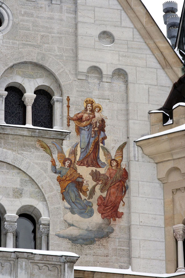 Нойшванштайн - Neuschwanstein - внешняя роспись замка