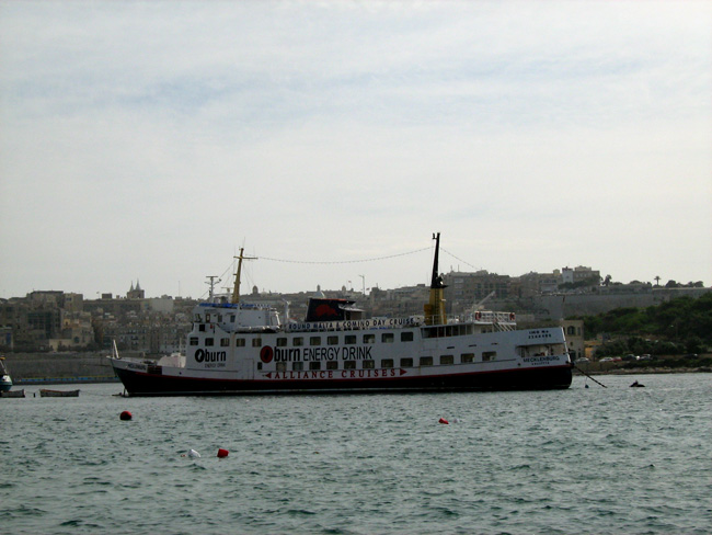 Мальта - кораблик - фото