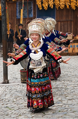 Женский национальный костюм Китая - фото flickr.com