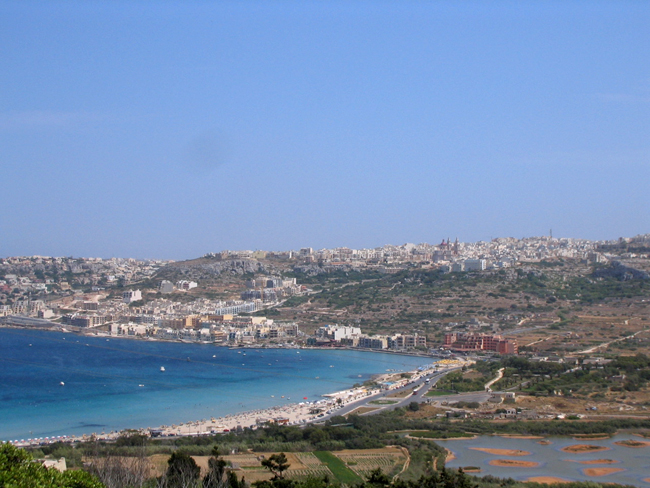 Мальта - пляж Mellieha Bay - фото