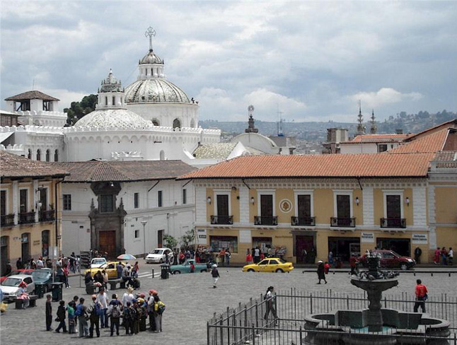 Кито - столица Эквадора - фото