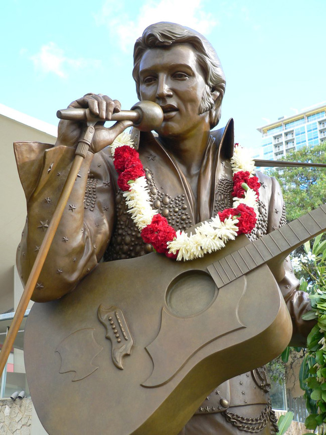 Элвис Пресли на Гавайях - фото