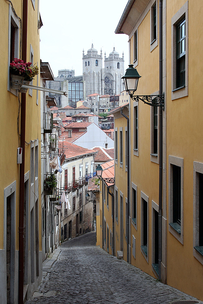Порту - Португалия - фото