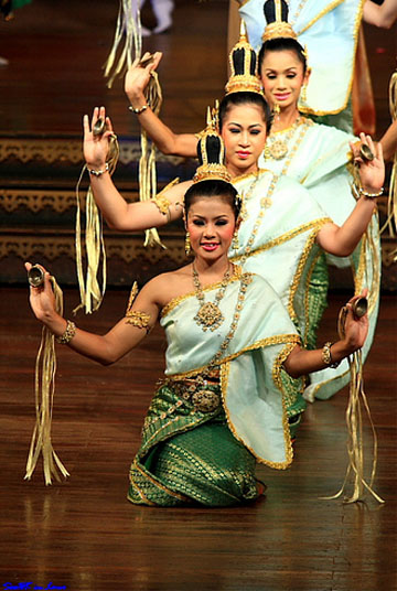Женская национальная одежда Таиланда