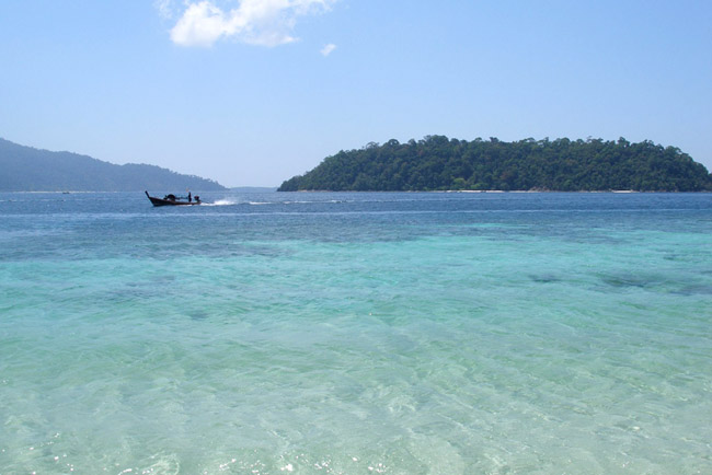 Пляж Koh Rawi на острове - Таиланд