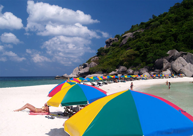 Таиланд Остров Кох Тао - пляж Koh Nang Yuan