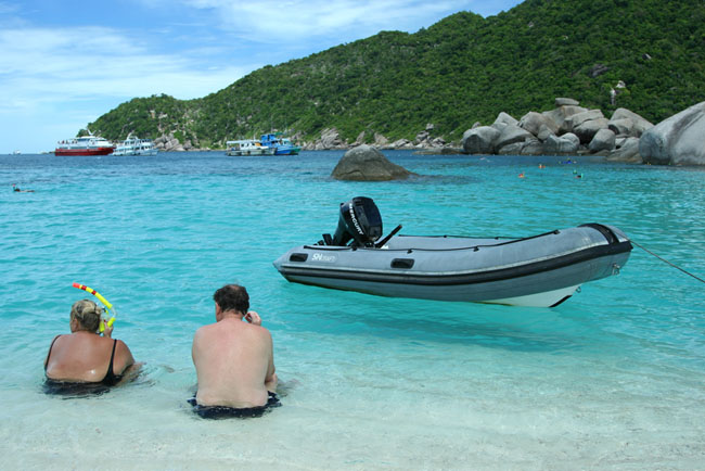 Таиланд Остров Кох Тао - пляж Koh Nang Yuan