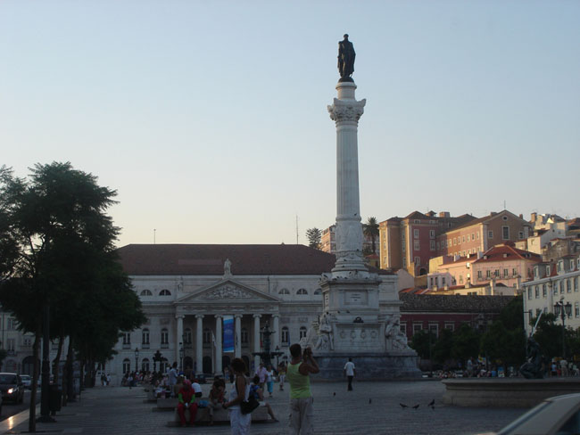 Лиссабон - Plaza de Rossio - фото города