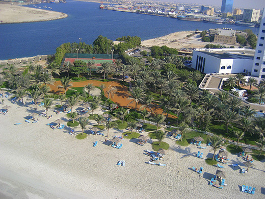 Аджман - пляж - ОАЭ - фото flickr.com
