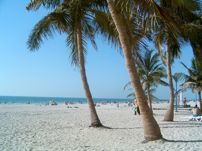 jumeirah beach - Пляж в ОАЭ - фото