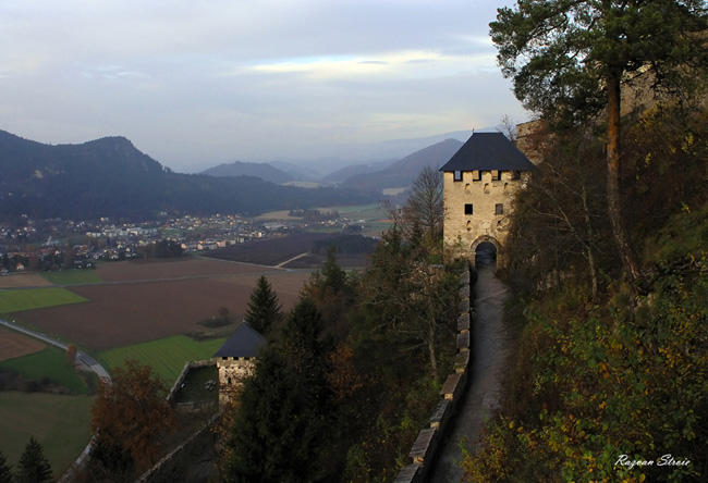 Австрия - Замок Хохостервиц - фото
