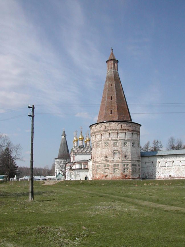 Иосифо-Волоколамский монастырь - фото tserkov-mo.narod.ru