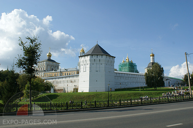 Монастырь - Сергиев Посад - фото