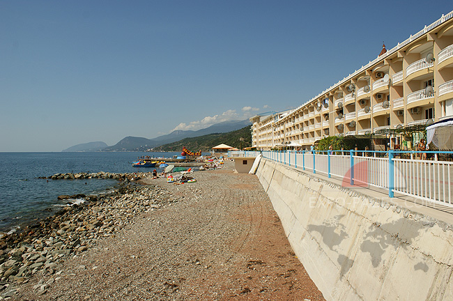 Пляж гостиницы - Семидворье