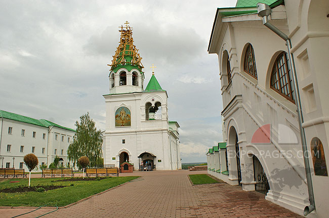 Старые и древние храмы России
