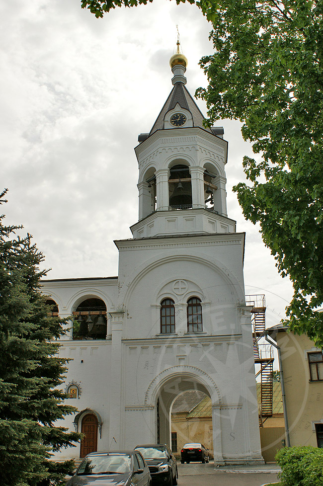 Колокольня Рождественского монастыря