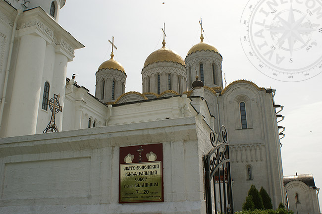 Где во Владимире находятся храмы и монастыри
