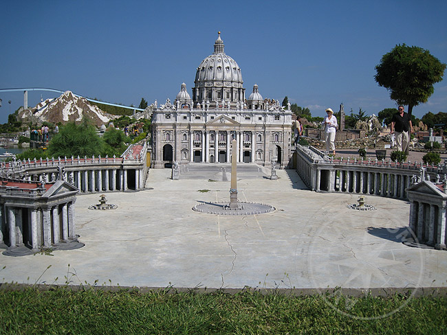 Собор Святого Петра - Basilica of San Pietro