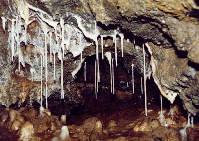 Парк Витоша, пещера Духлата фото