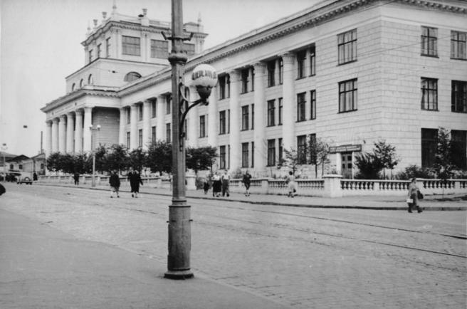 Медицинский институт (ныне Ивановская государственная медицинская академия)