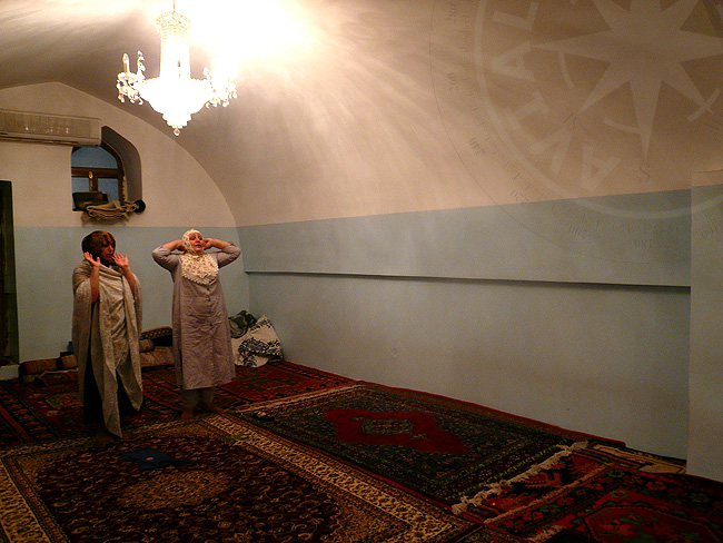 Молитва в мечети - Баку