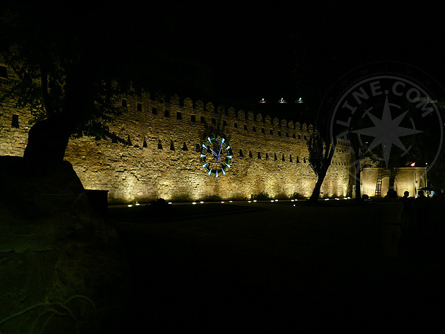 Старый город ночью - Баку
